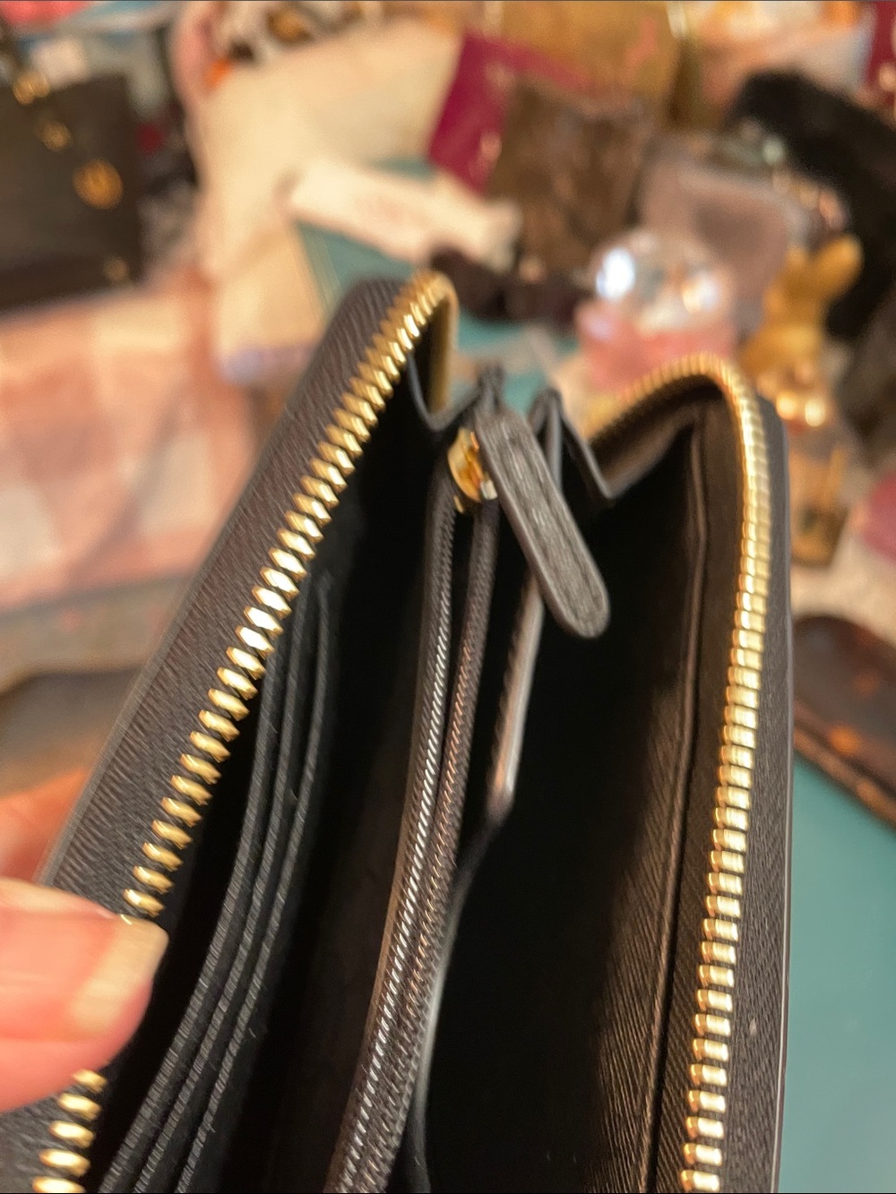 Michael Kors Black Saffiano Zip Wallet with Gold Logo - Picture 5 of 9